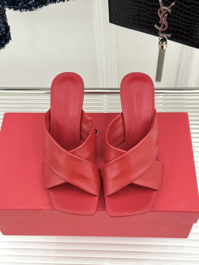 Ferragamo Shoes 034 HL003