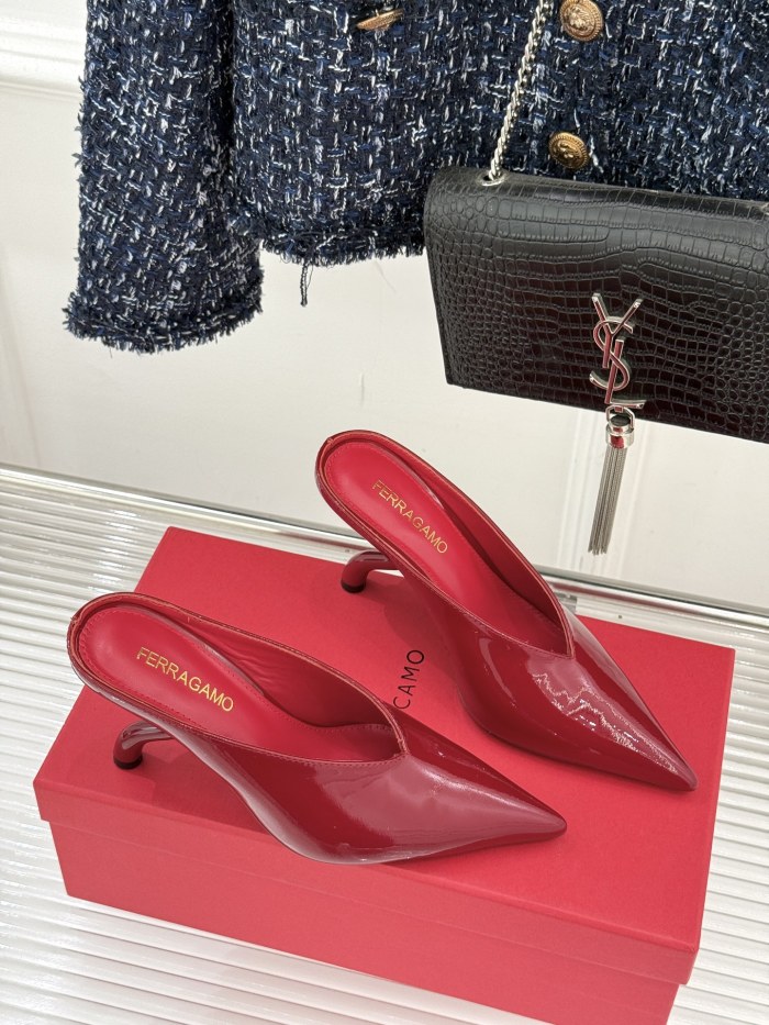 Ferragamo Shoes 027 HL003