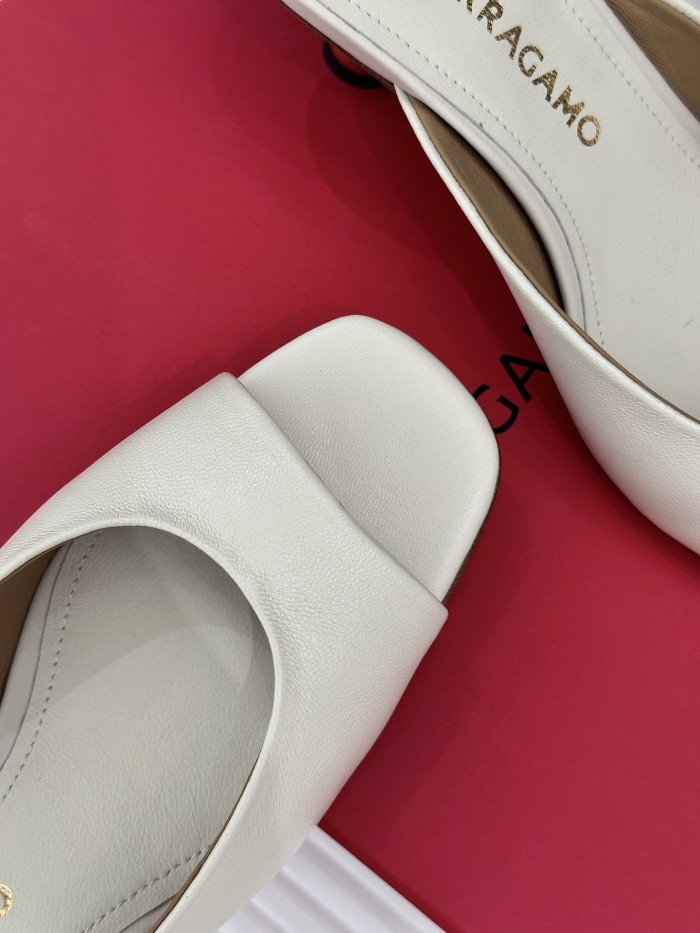 Ferragamo Shoes 043 HL072