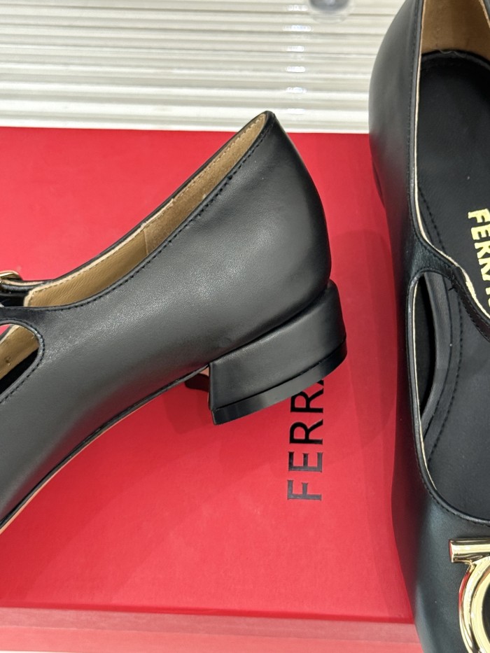 Ferragamo Shoes 020 HL003