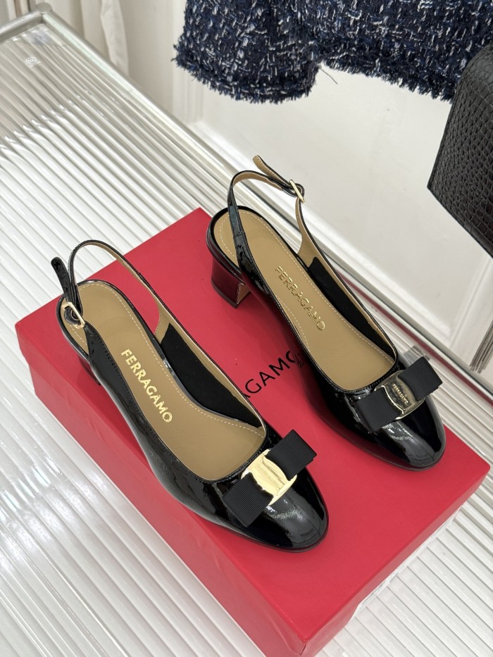 Ferragamo Shoes 036 HL003
