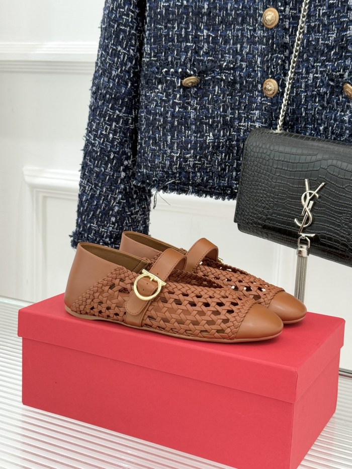 Ferragamo Shoes 038 HL003