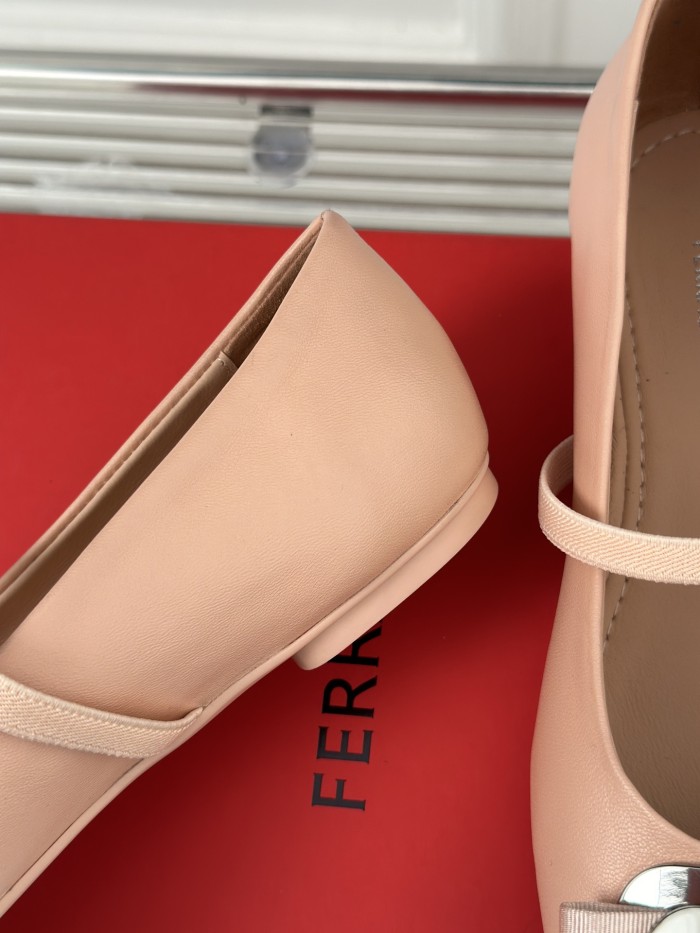 Ferragamo Shoes 026 HL072