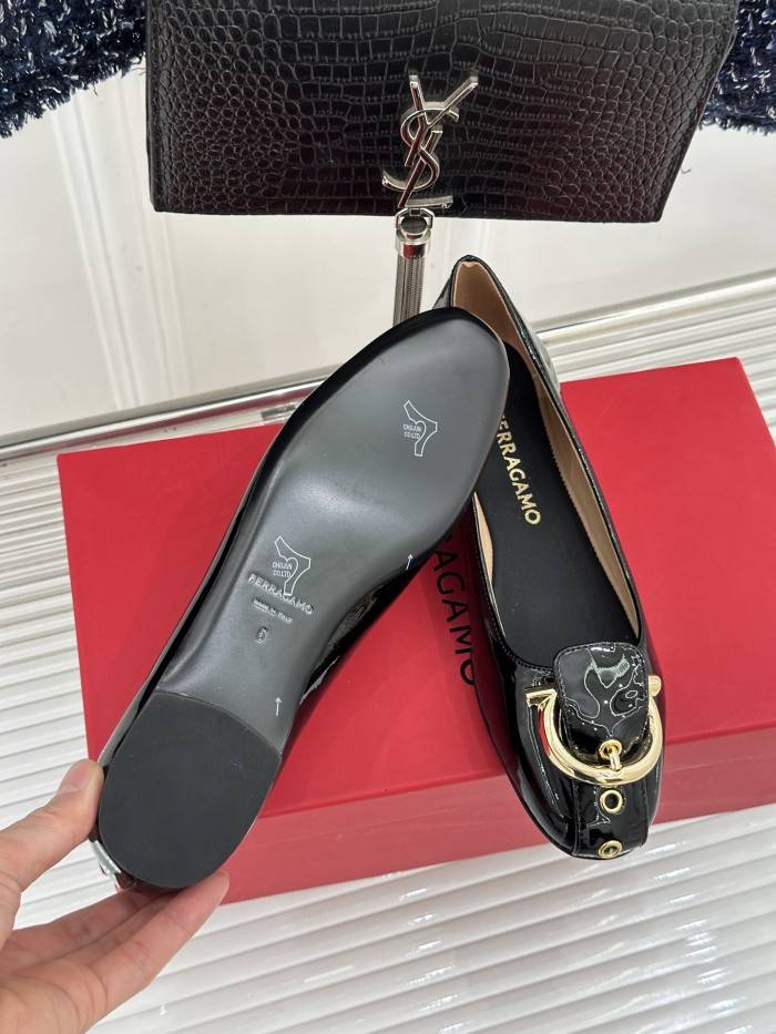 Ferragamo Shoes 041 HL003