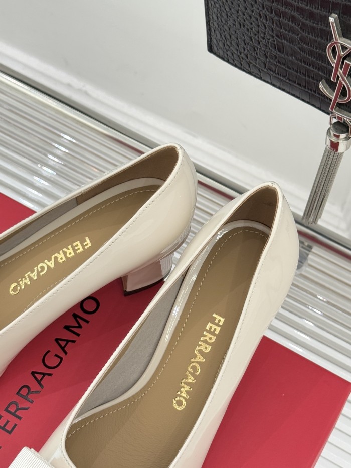 Ferragamo Shoes 029 HL023