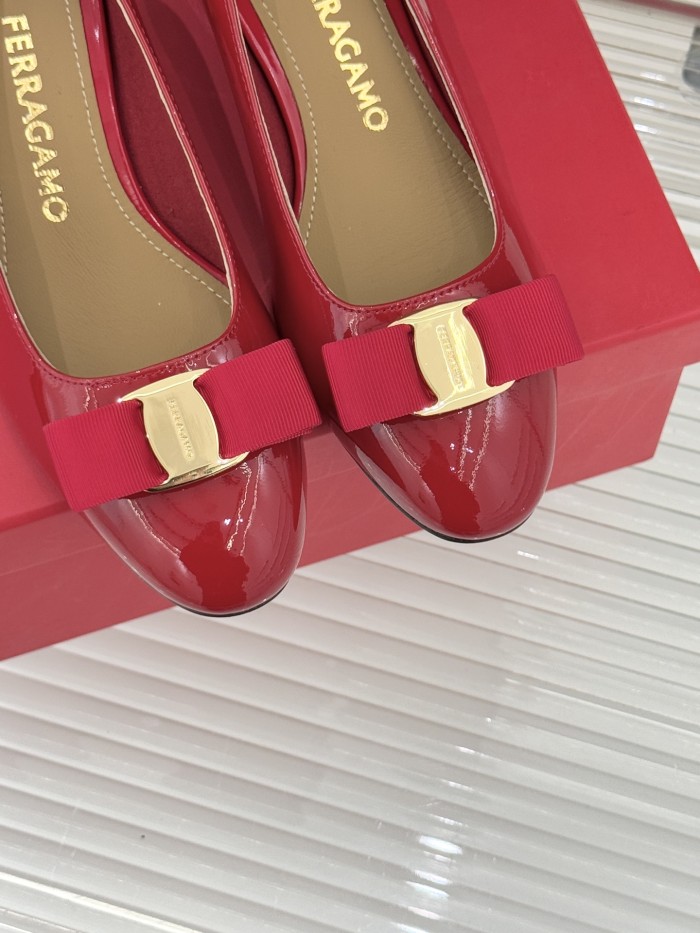 Ferragamo Shoes 029 HL023