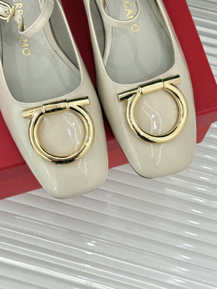 Ferragamo Shoes 020 HL003