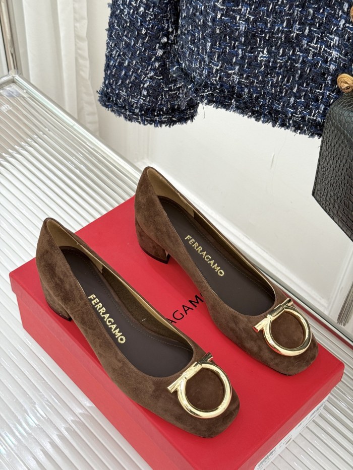 Ferragamo Shoes 021 HL003