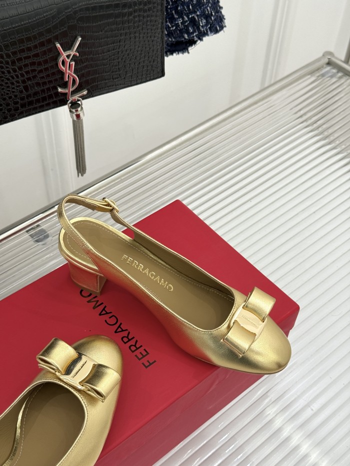 Ferragamo Shoes 036 HL003