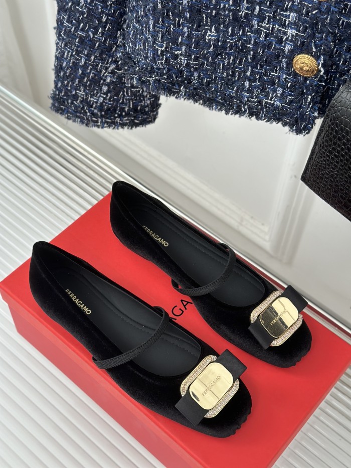 Ferragamo Shoes 024 HL072