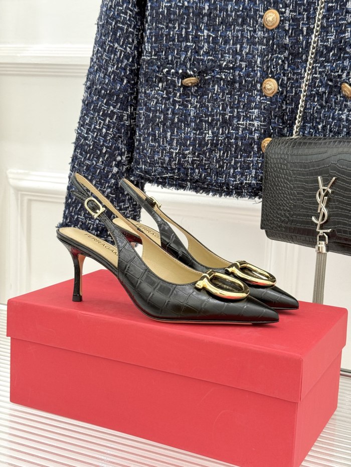 Ferragamo Shoes 033 HL003