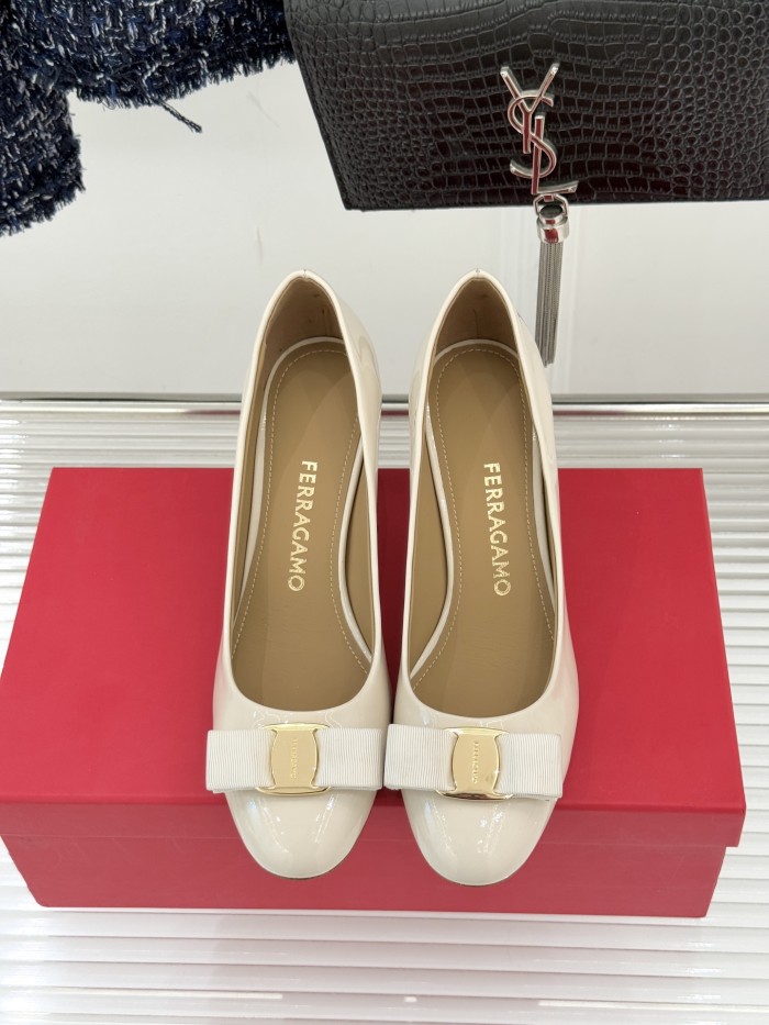 Ferragamo Shoes 030 HL023