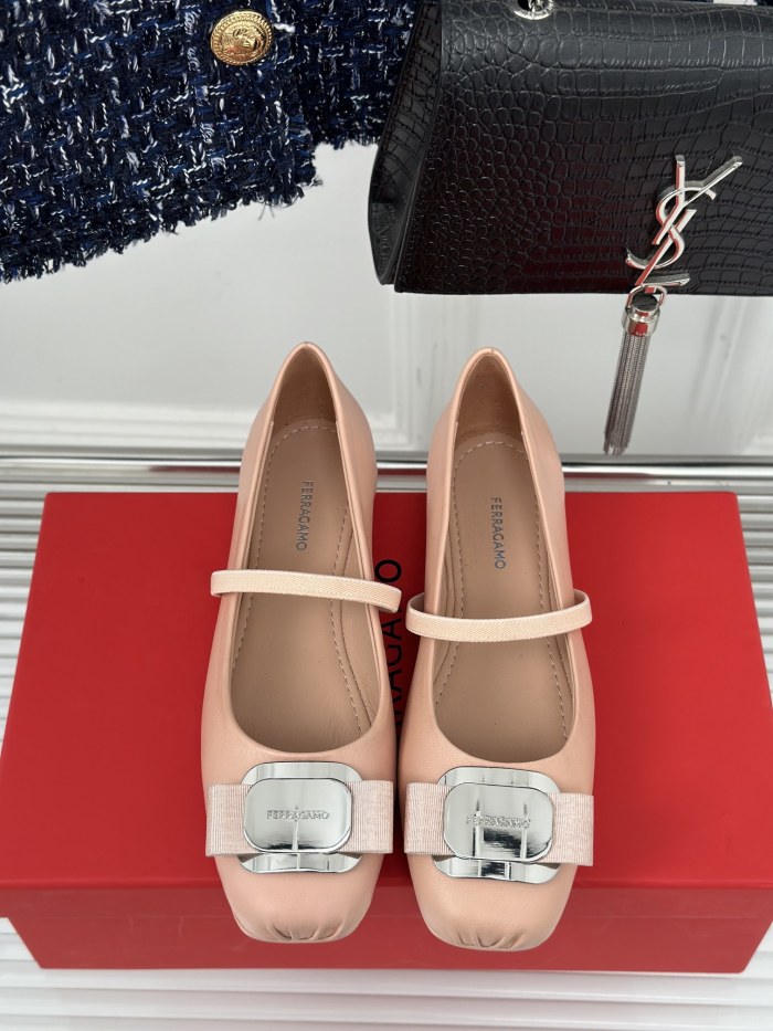 Ferragamo Shoes 026 HL072