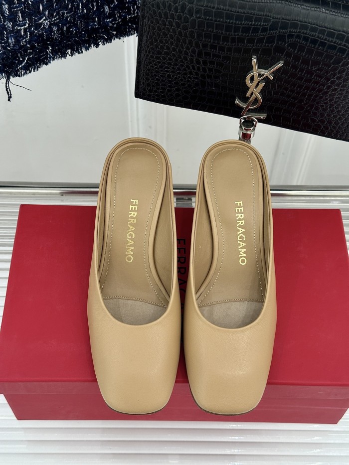 Ferragamo Shoes 042 HL082