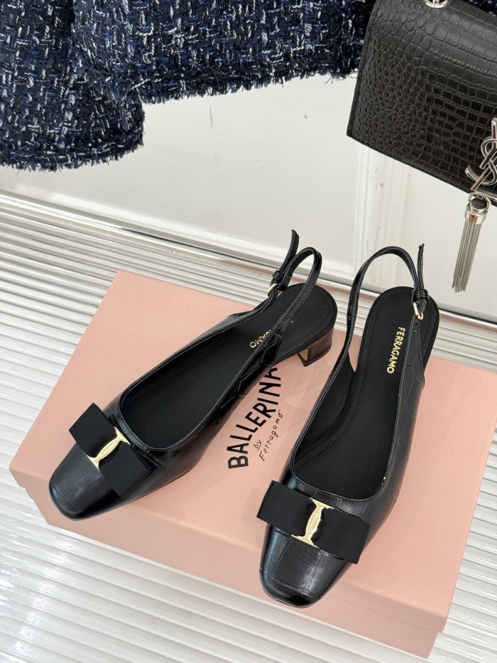 Ferragamo Shoes 017 HL003
