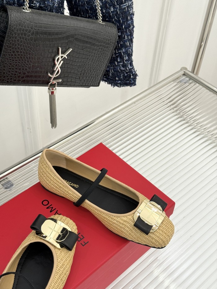 Ferragamo Shoes 026 HL072