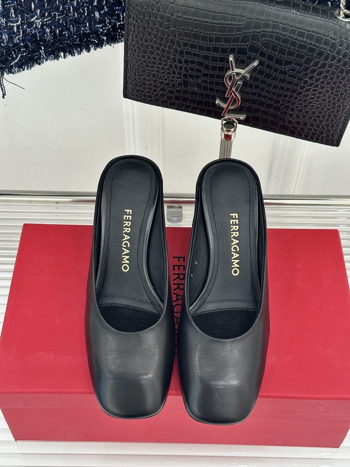 Ferragamo Shoes 042 HL082