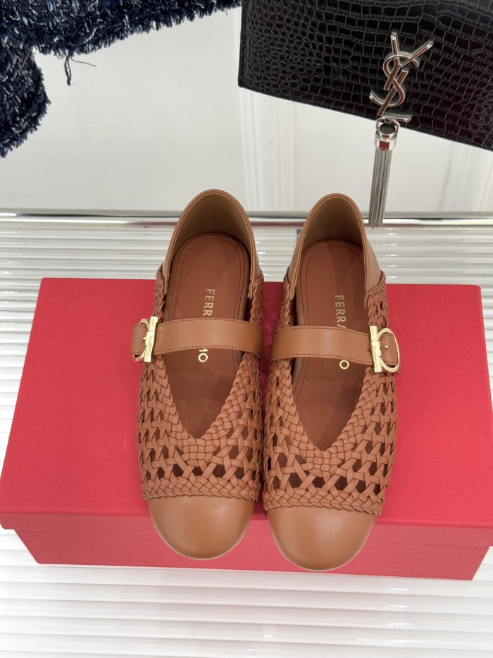 Ferragamo Shoes 038 HL003
