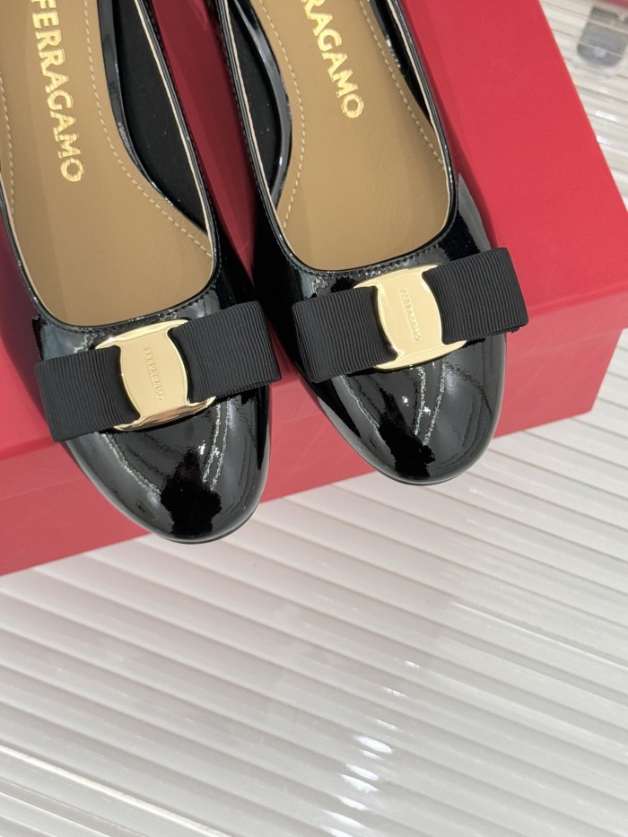 Ferragamo Shoes 029 HL023