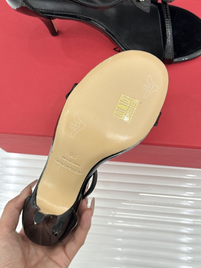 Ferragamo Shoes 035 HL003