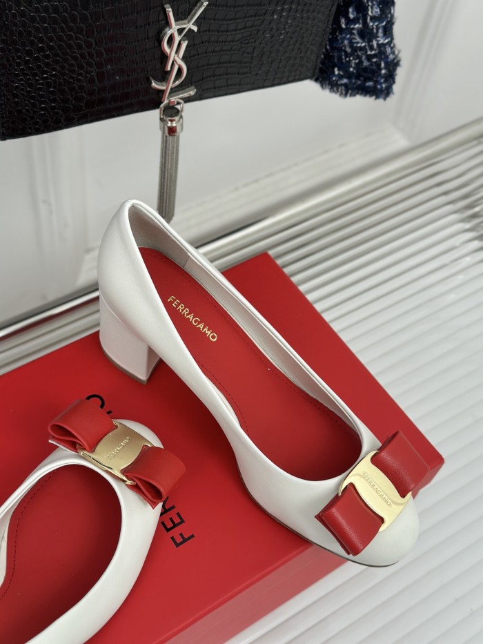 Ferragamo Shoes 013 HL023