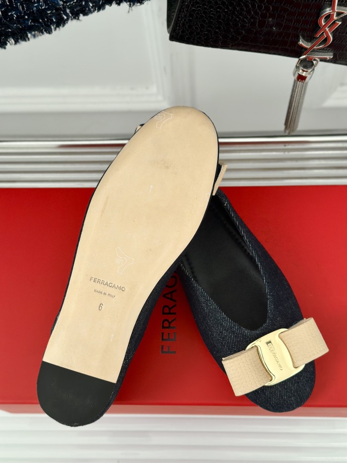 Ferragamo Shoes 009 HL003