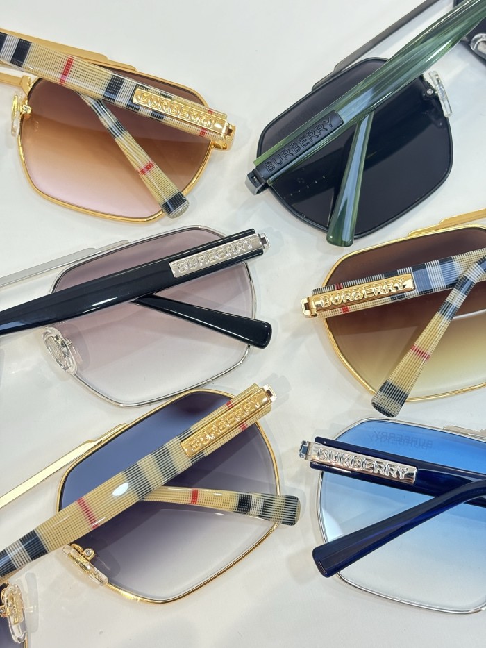 Burberry Sunglasses BE2245