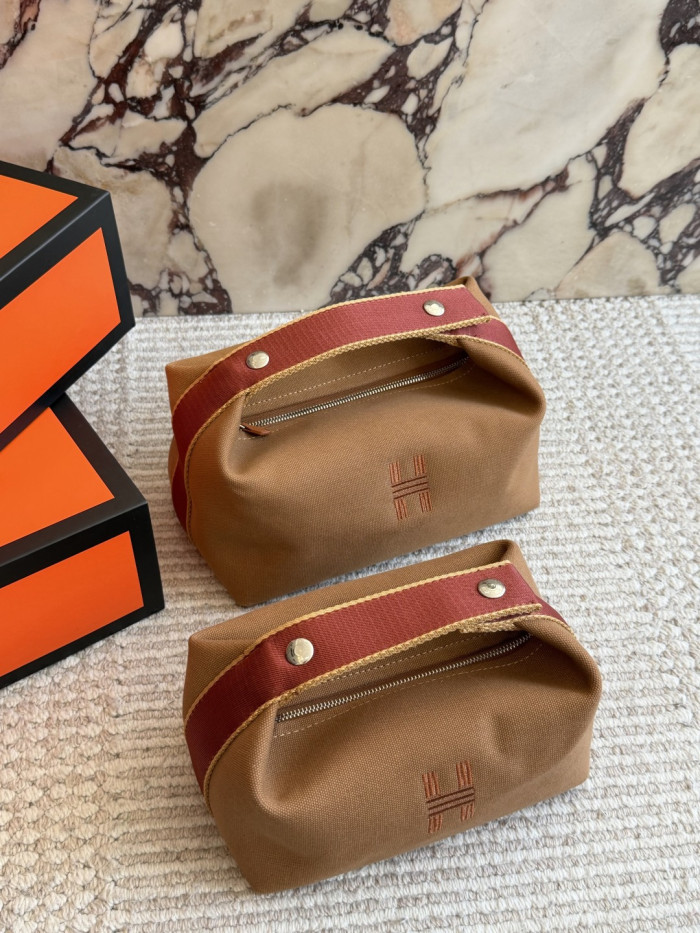 Hermes Handbag 019 DB521 20-25cm