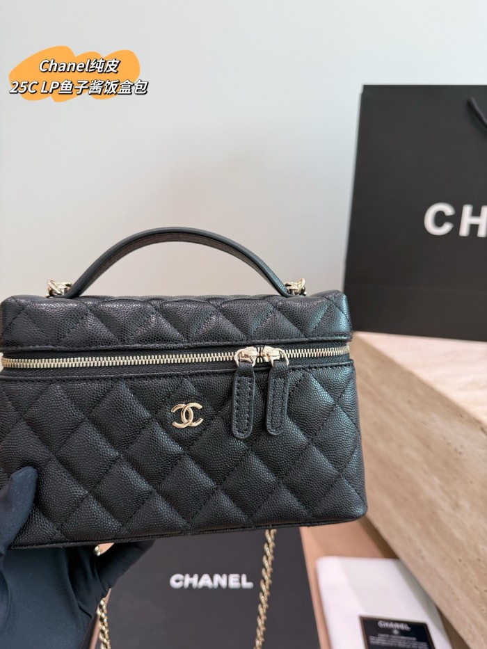 Chanel 25C Handbag 139 DB512 19cm