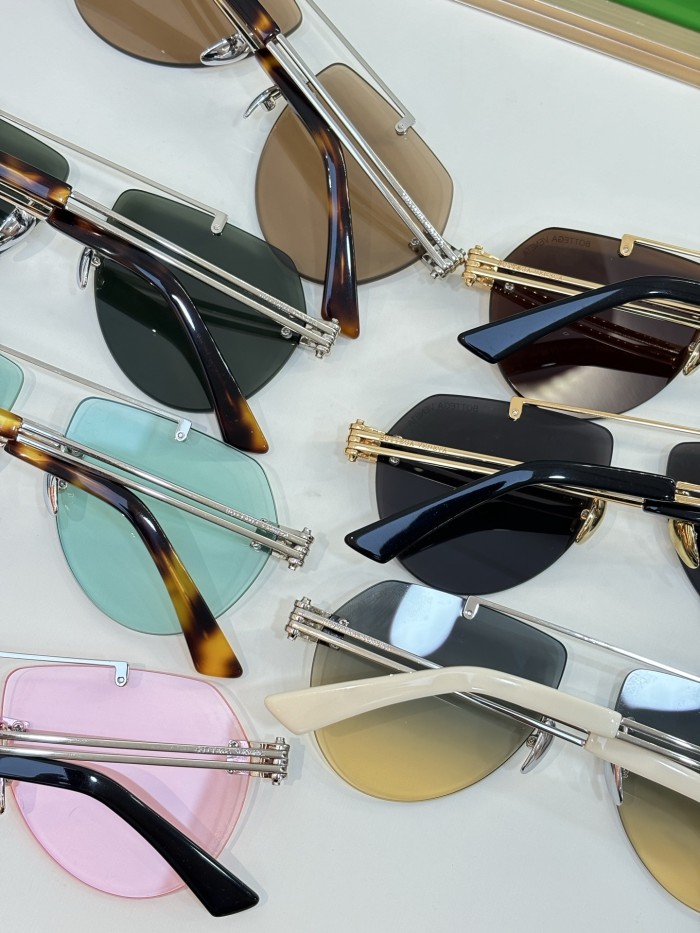 Bottega Veneta Sunglasses BV1342S