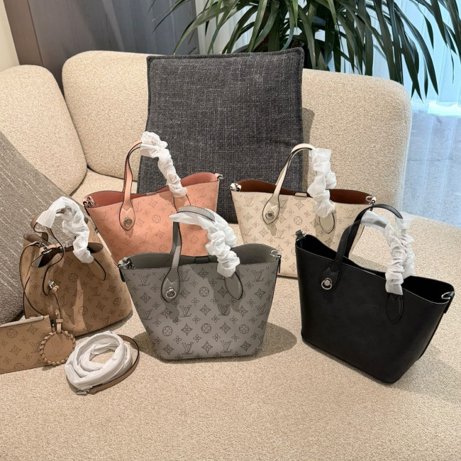 LV Blossom Bag 336 DB532 25cm