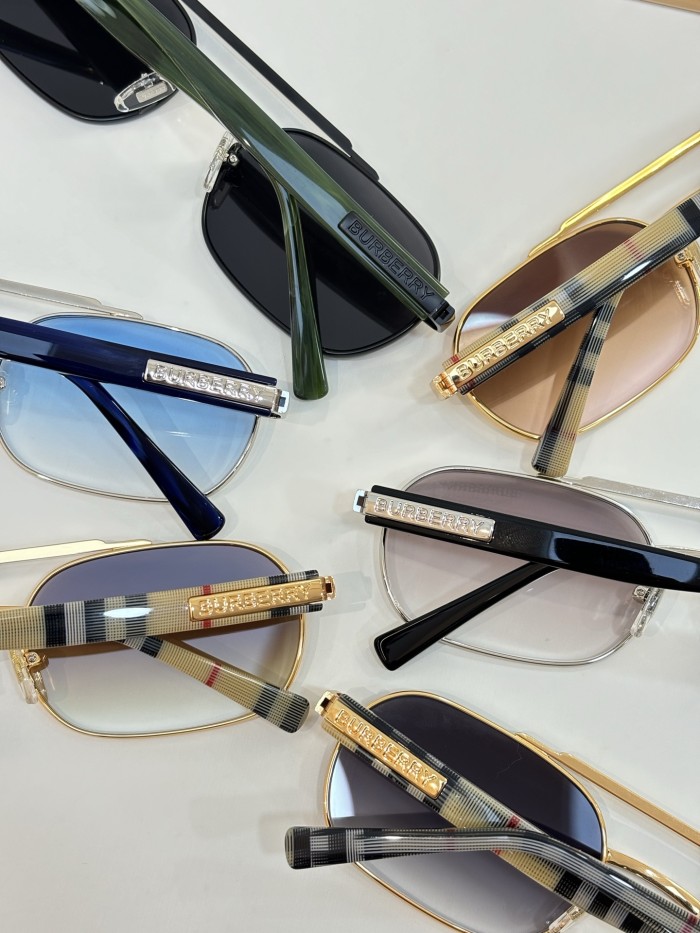 Burberry Sunglasses BE2246