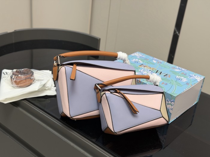 Loewe Puzzle Bag 014 DB551-571 18-24cm