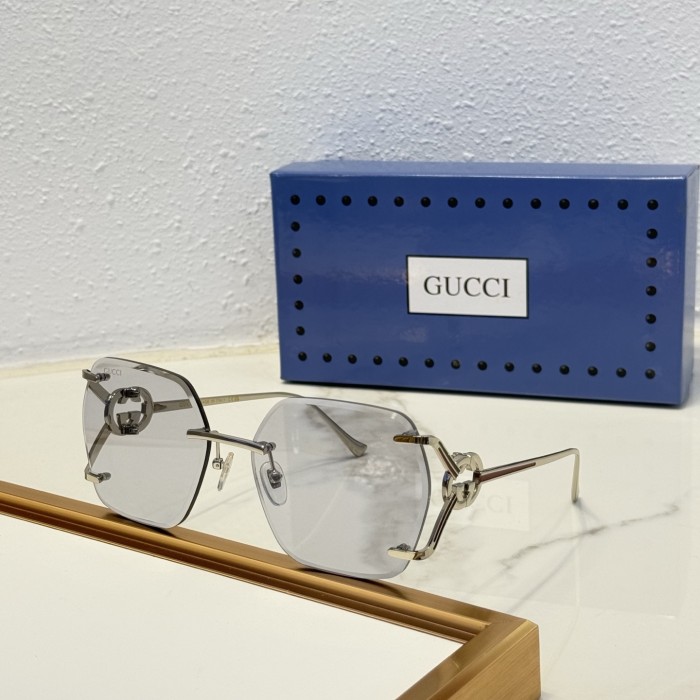 Gucci Sunglasses GG1668
