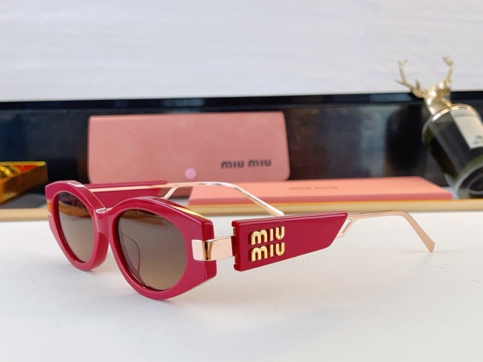 Miu Miu Sunglasses MU130