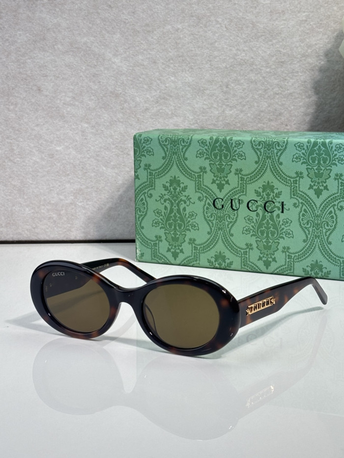 Gucci Sunglasses GG1587S