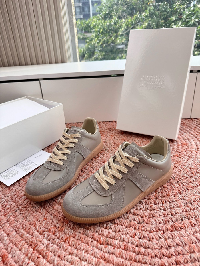 Maison Margiela Casual shoes 002 HL072