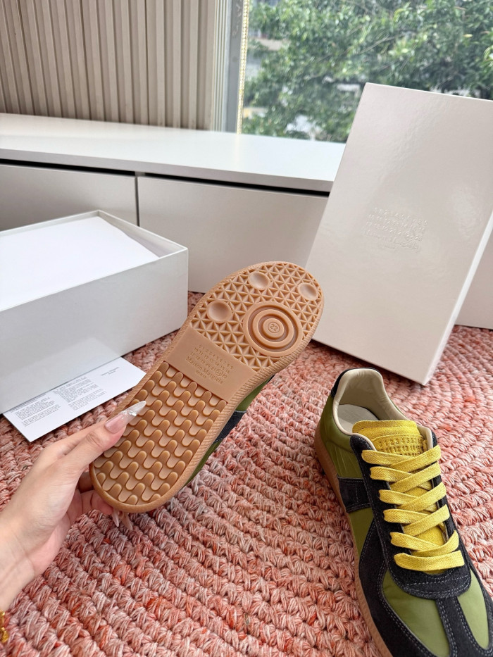 Maison Margiela Casual shoes 002 HL072