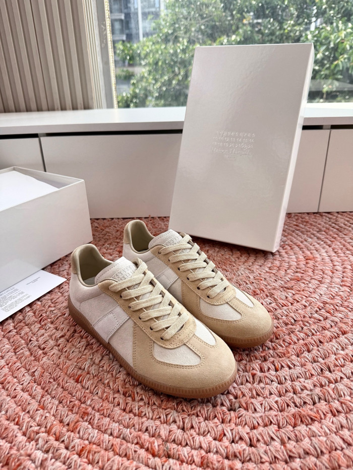 Maison Margiela Casual shoes 002 HL072