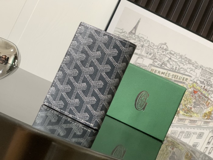 Goyard Saint Pierre Card Holder 3302 YD071 11cm