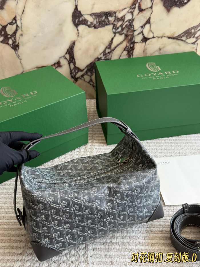 Goyard Shoulder Bag 008 DB571 26cm