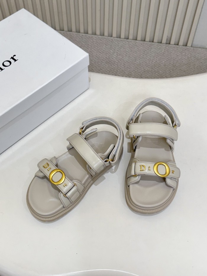 Dior shoes 055 HL072