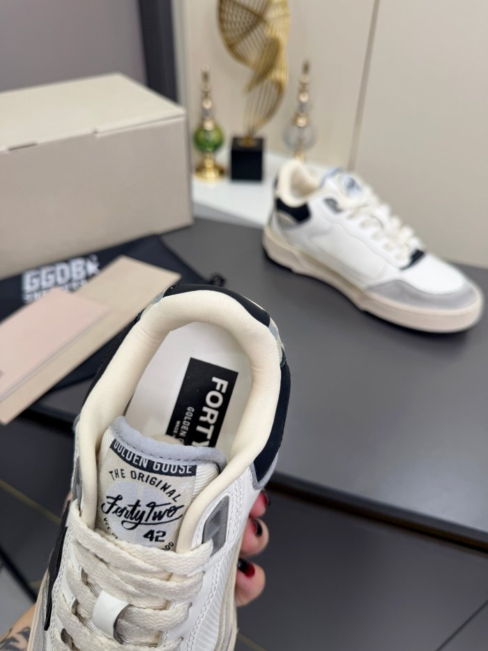 Golden Goose shoes 013 HL023