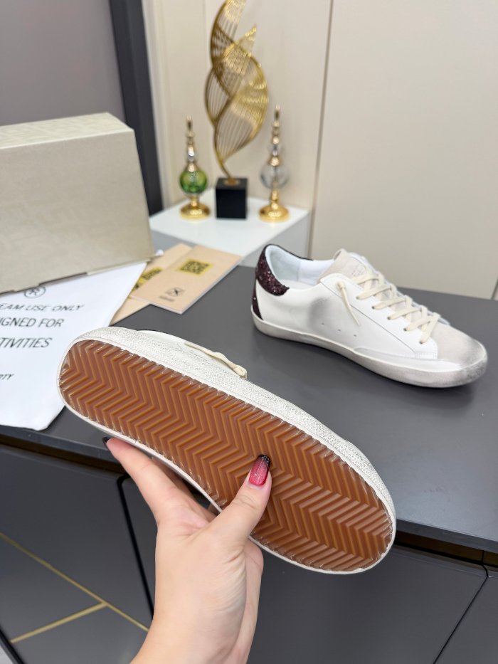 Golden Goose shoes 012 HL022