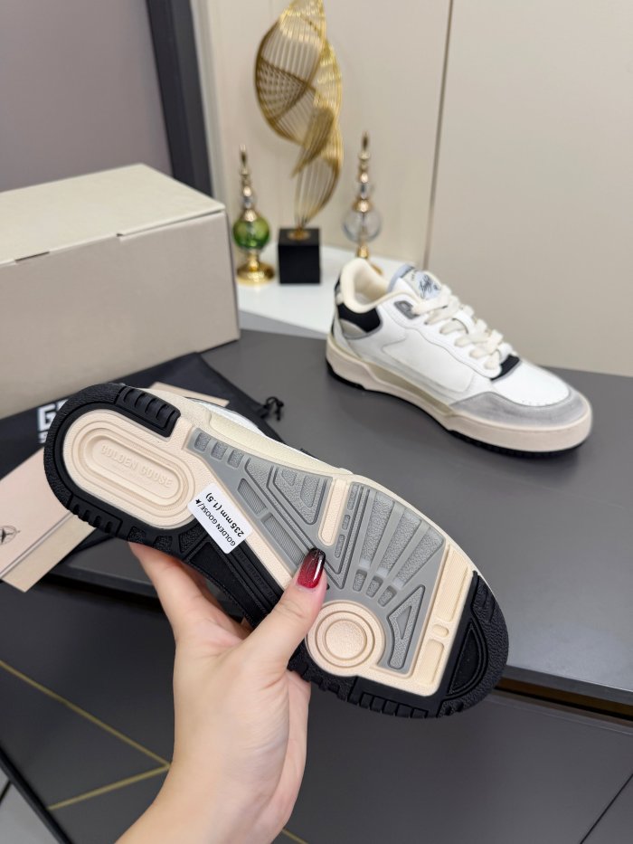 Golden Goose shoes 013 HL023