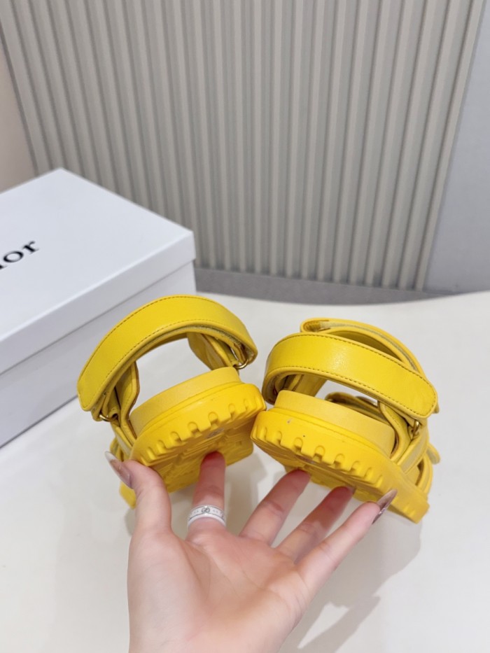 Dior shoes 055 HL072