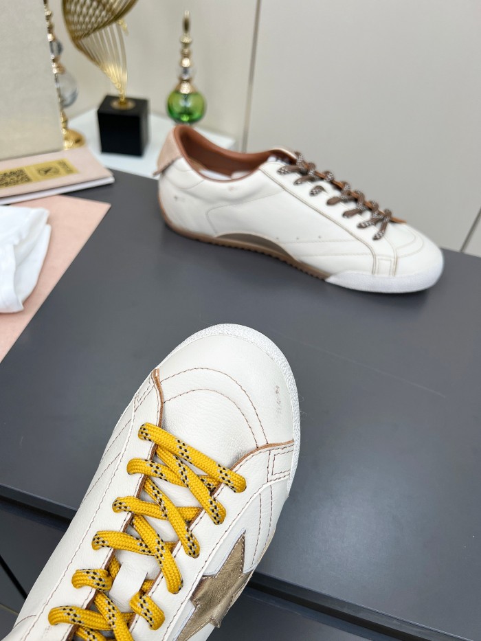 Golden Goose shoes 016 HL022