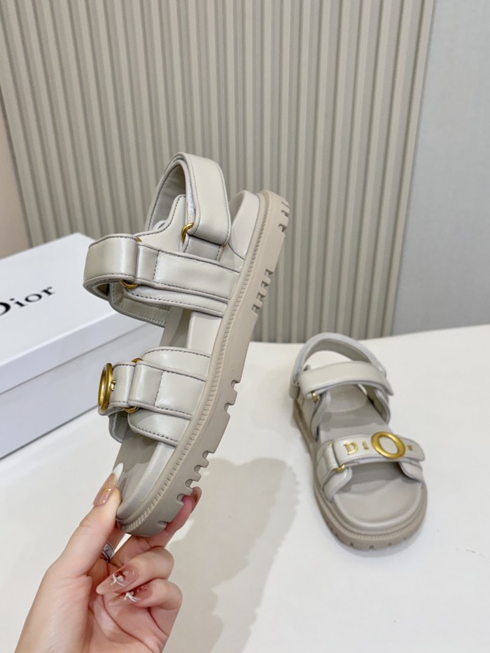 Dior shoes 055 HL072