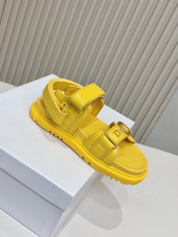 Dior shoes 055 HL072