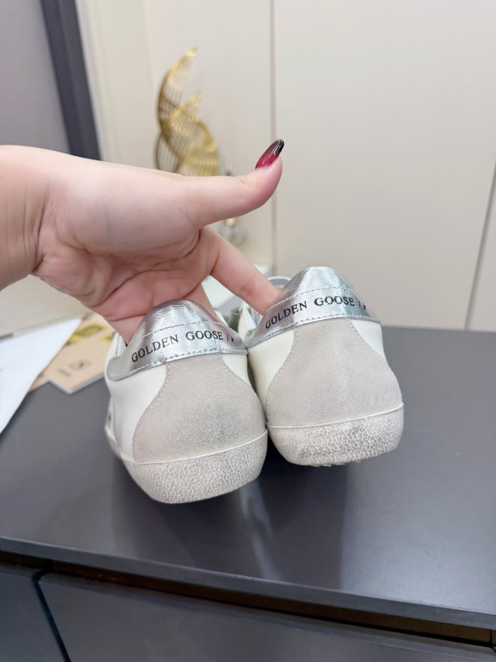 Golden Goose shoes 012 HL022